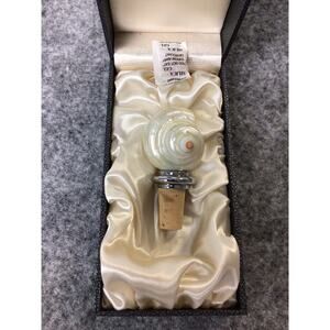 J O Collection Corkscrew Seashell Beach Manual With Box Pearl White NIB